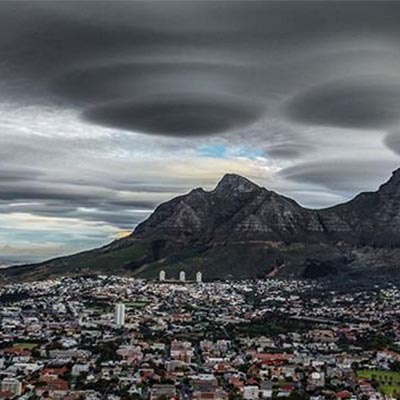 Lenticular clouds